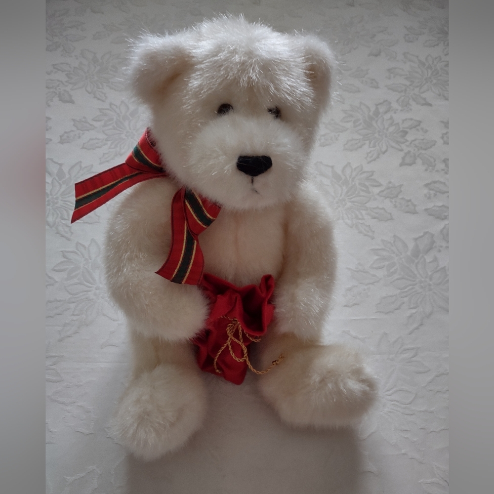 GUND plush teddy bear red bow red velvet gift pouch